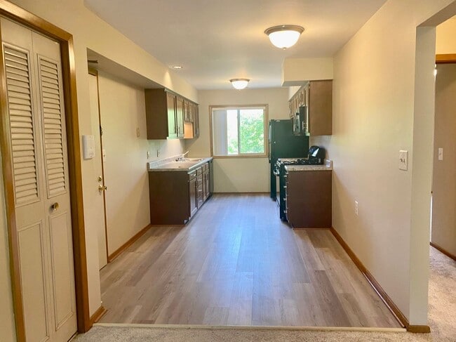 Photo - Cozy 2 Bedroom, 1 Bath Apartment with Balcony - Welcome Home! Unit IVA37