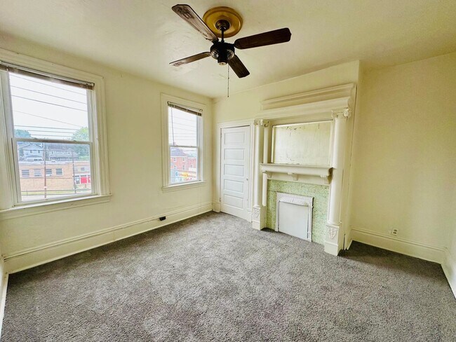 Photo - 1017 Emporia St