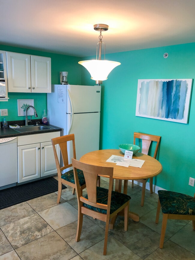 Building Photo - 18 Ocean Blvd Unit 12 Rental