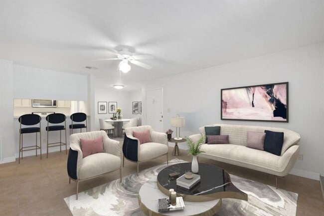Photo - 1202 Thorpe Ln Unit 205