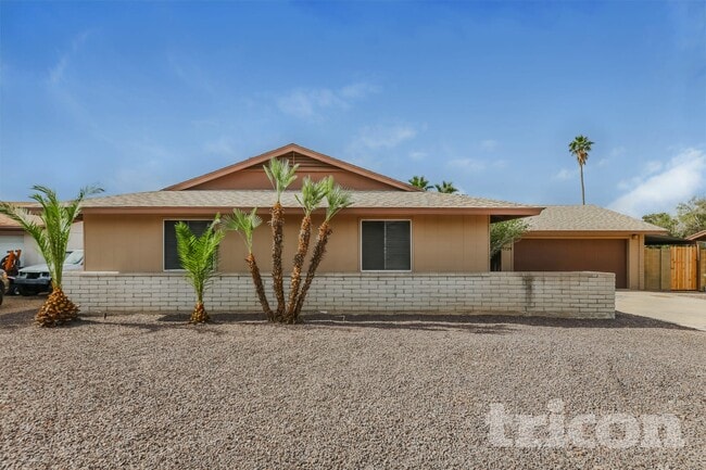 Building Photo - 3729 W North Ln