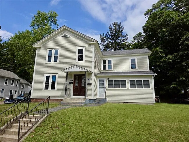 Photo - 1045 Pine St Unit 2