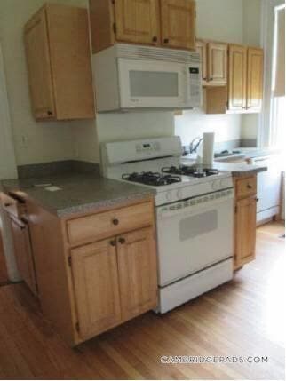 Building Photo - 95 Upland Rd Unit 1