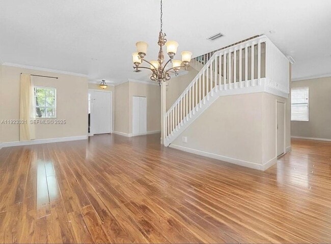 Photo - 168 Canterbury Pl