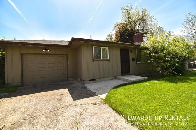 Building Photo - 2110 W 18th Ave Rental