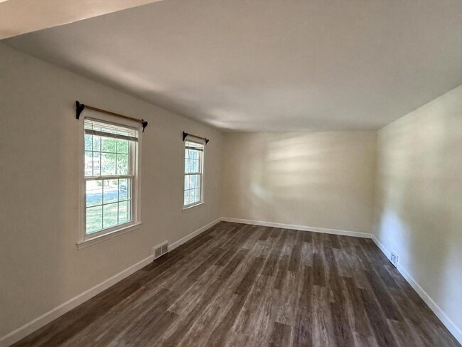 Photo - 2881 Woodworth Dr