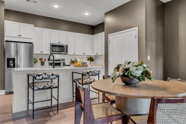Luxe 360 on Centerpointe