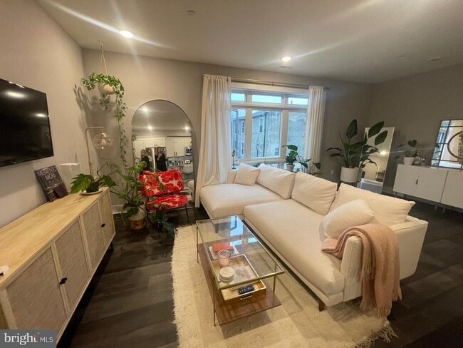 Photo - 4001 Ridge Ave