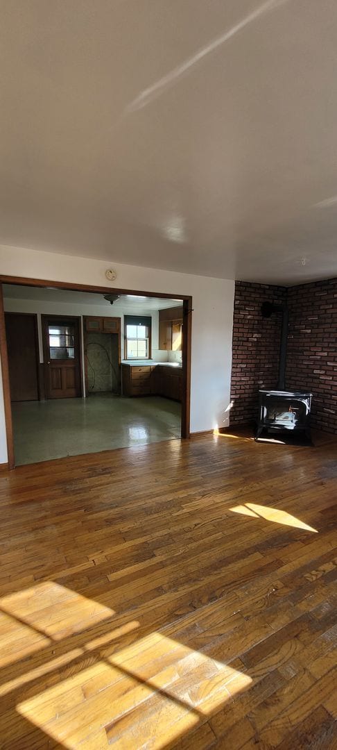 Photo - 331 Newport Rd