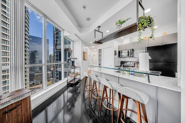 Photo - 208 Queens Quay W Unité SI ID1388907P