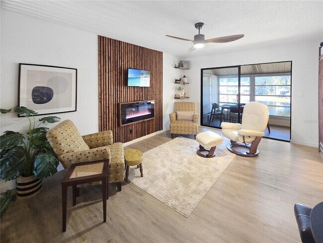 623 Midway Dr Unit B
