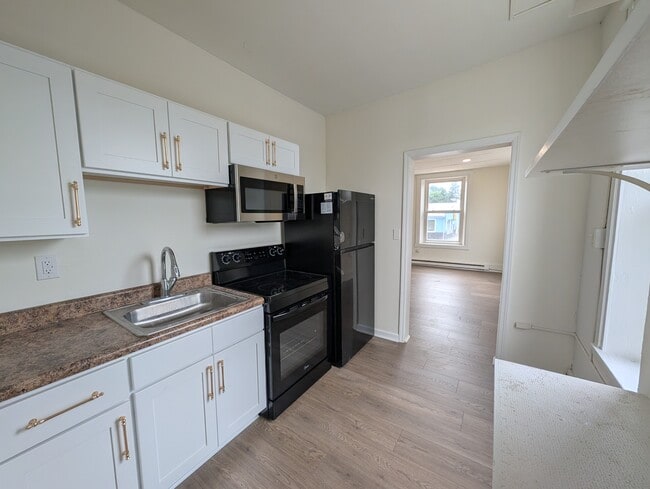 Photo - 10 Lobachsville Rd Unit 3