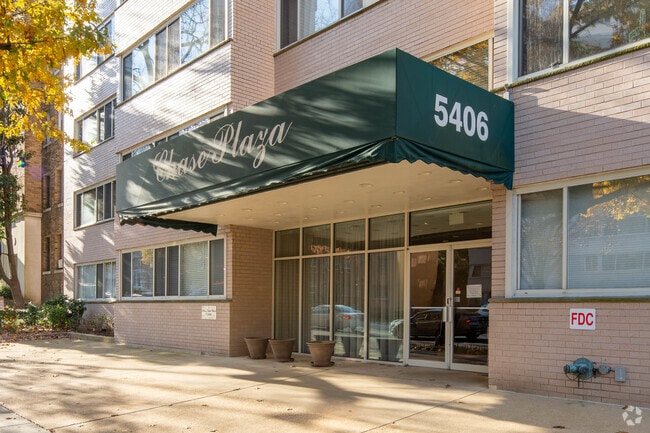 Photo - Chase Plaza Apartments