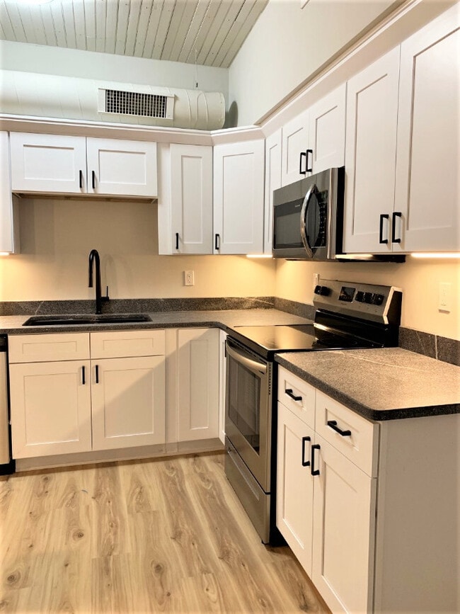 Photo - The Lofts at Southworth