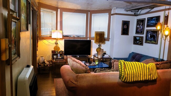 Photo - 1925 W 77th St Unit 2