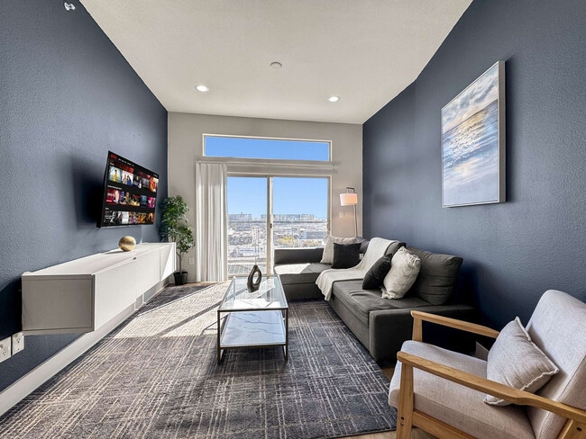 Building Photo - 2916 Indiana St