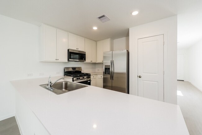 Photo - 1535 Crowson Rdg