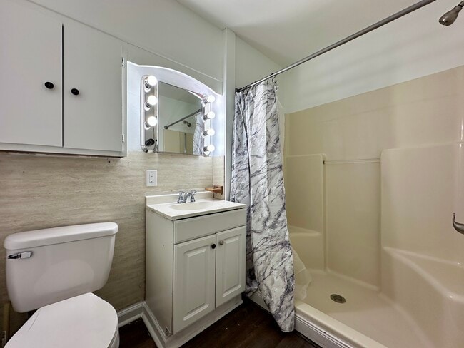 Photo - 1102 Pollock Ave