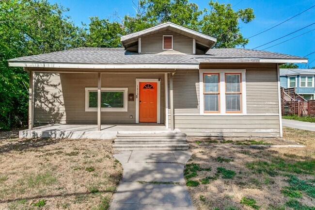 1013 N Palmetto Ave