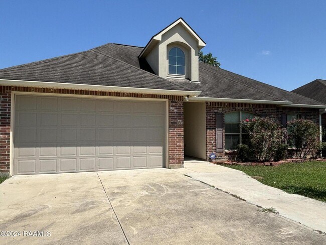 120 Endicott Dr