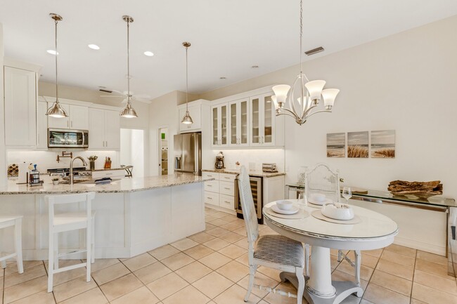 Photo - 4801 Edgemont Ct