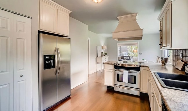 Photo - 20203 Filbert Dr