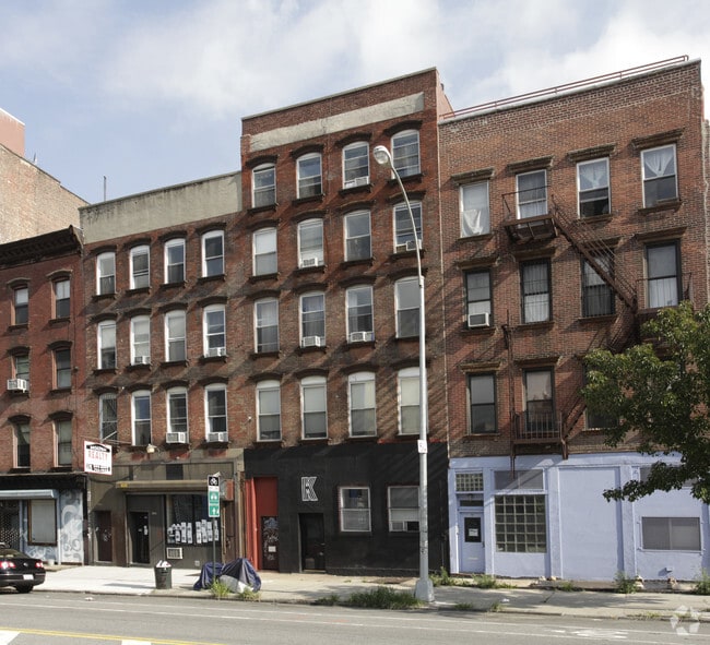 109 Broadway
