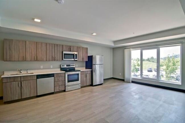 10 North Apartments