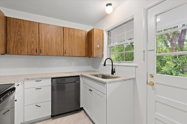 Sunset Rock Apartments