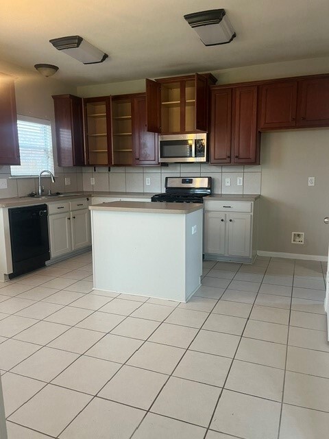 Photo - 2522 Oakthorn Ct