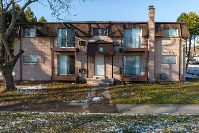 Indian Village Apartments