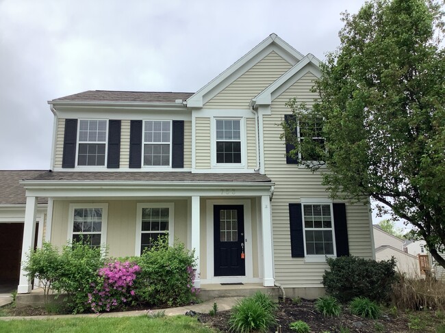 Building Photo - 753 Lakefield Dr