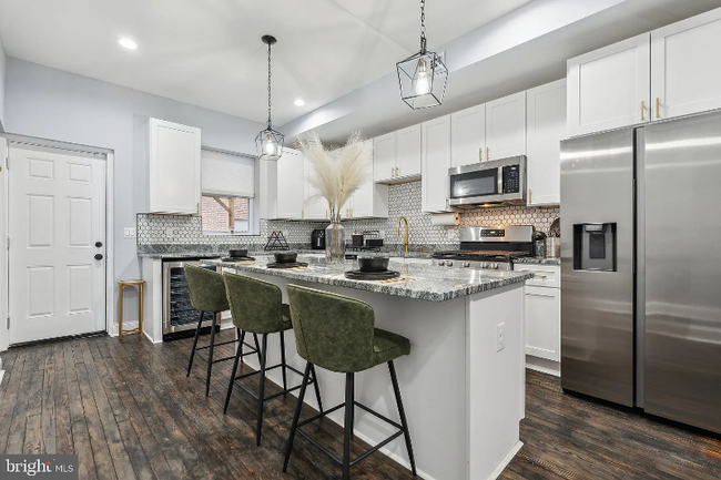 Photo - 407 N Lakewood Ave Townhome