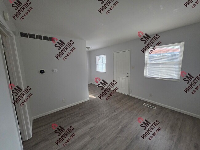 Photo - 605 W Michigan St