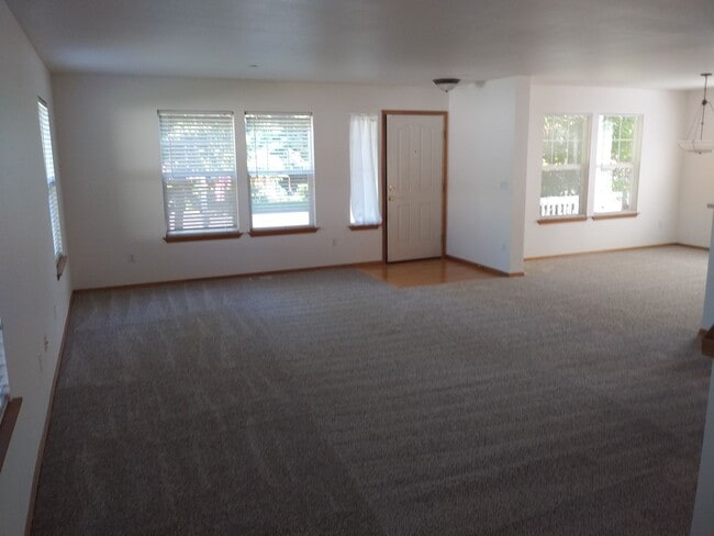 Photo - 2807 McNeil St