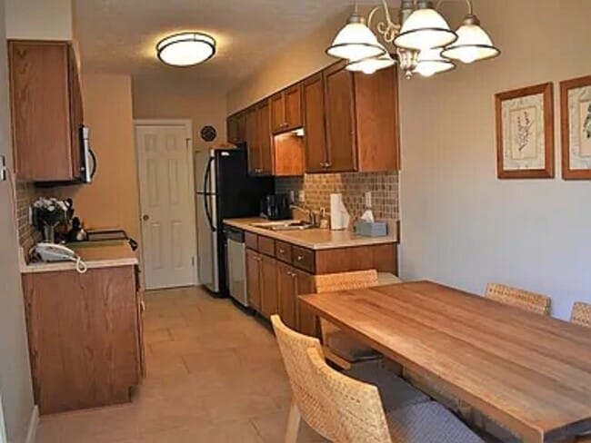 Photo - 4982 Meadow Ln