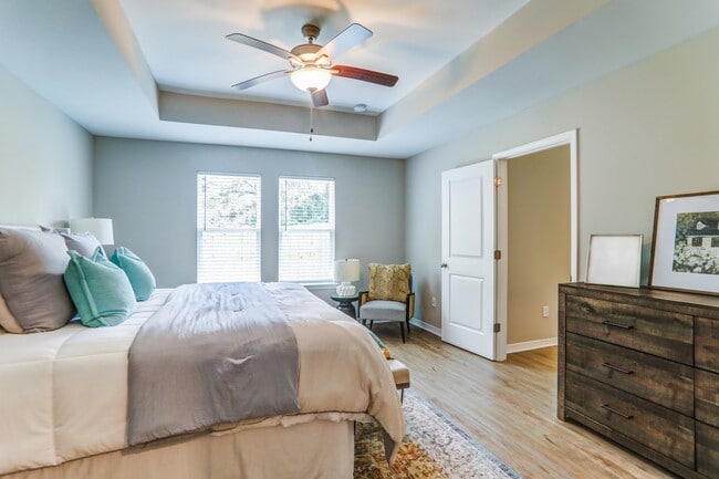 Photo - 222 Treadstone Wy