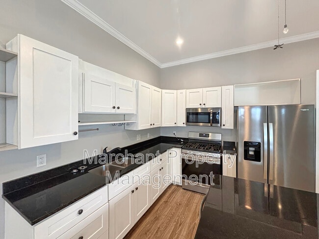 Photo - 102 S 8th St