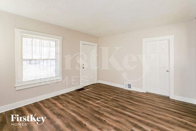 Photo - 2507 Quincy St