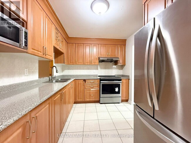 Photo - 115 Dunbar Crescent