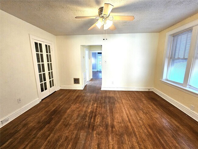 Photo - 4953 Holly Hills Ave Unit A