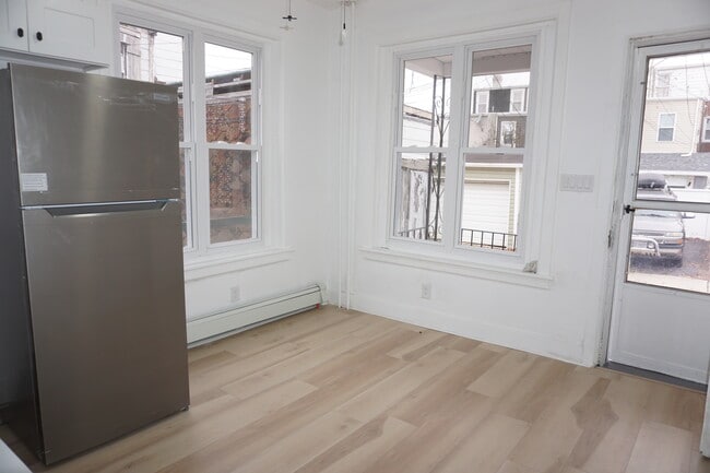 Photo - 1550 Warren St Unit 1