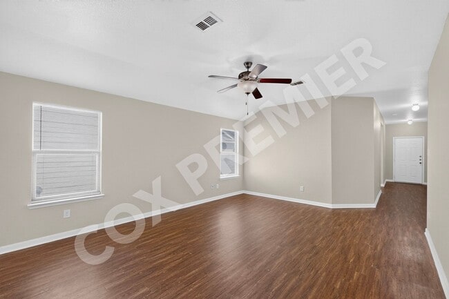Photo - 2848 St Bernard Dr