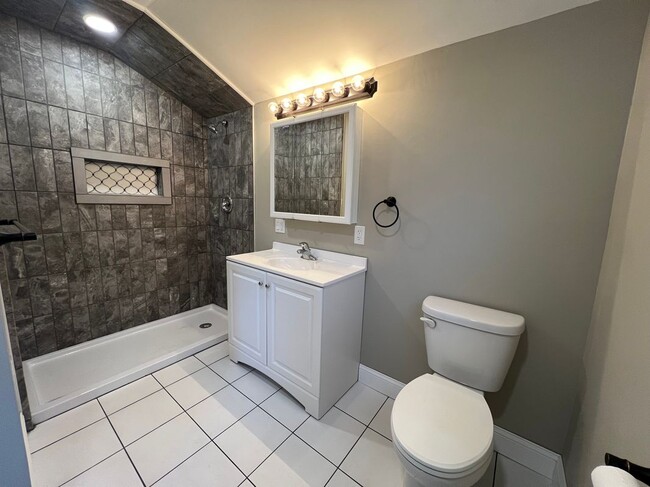 Photo - 3790 Redbud Dr