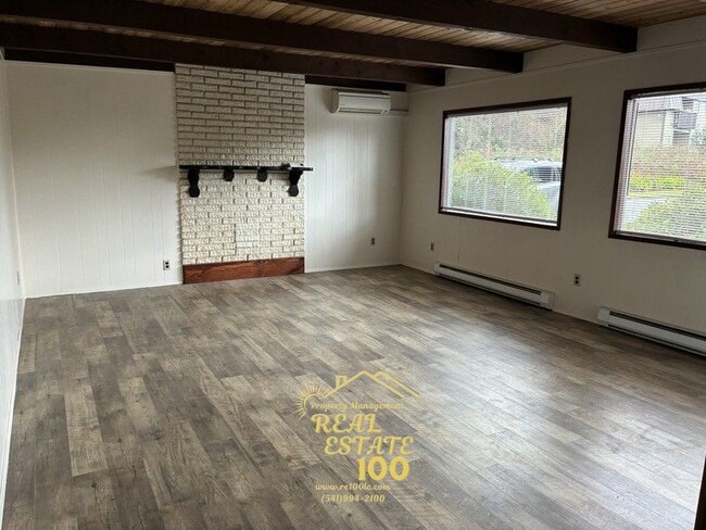 Building Photo - 1705 NW 22nd St