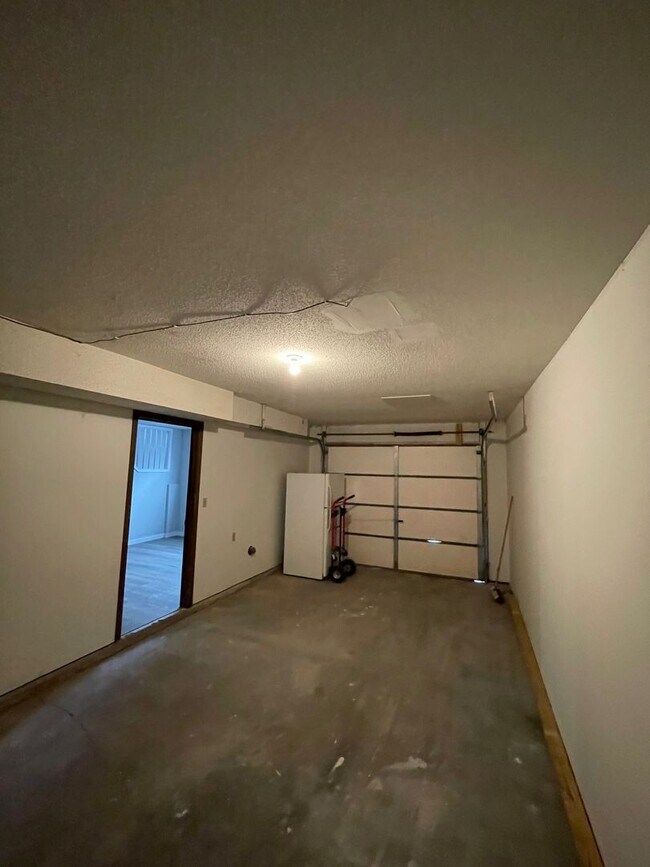 Photo - 2008 Juniper Dr Unit B