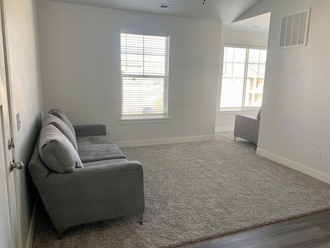 Photo - 3661 W 1500 N