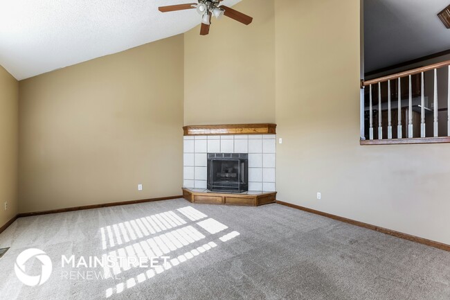 Photo - 2300 Valley View W