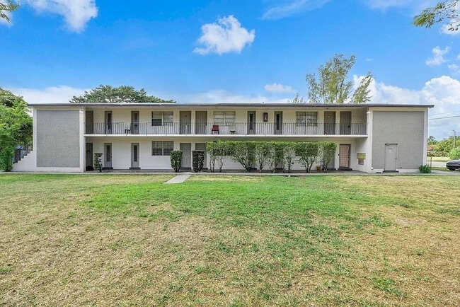 Photo - 14950 N Miami Ave Unit 4