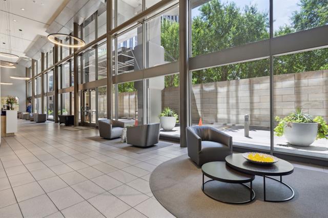 Photo - 1200 Main St Unidad 802